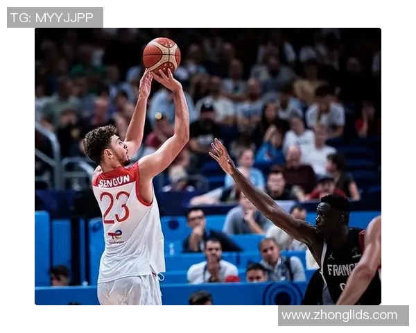 再砍21分4助2断！冷板凳小将逆袭成球队王牌引热议