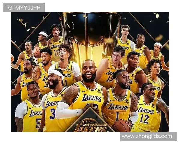 雷迪克今晚的首发阵容，就是常规赛揭幕战的首发阵容