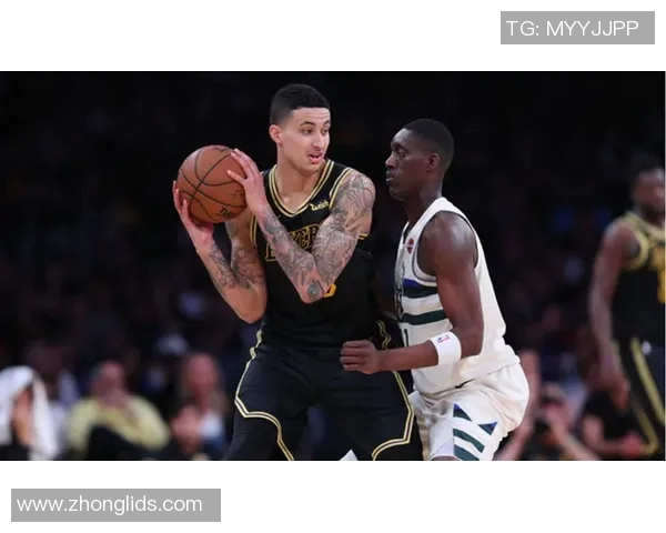 队记：明天骑士客战绿军 梅里尔因右髋部挫伤本场比赛将缺席